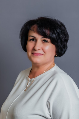 Учитель-дефектолог Синакаева Лариса Валерьяновна Учитель-дефектолог Синакаева Лариса Валерьяновна